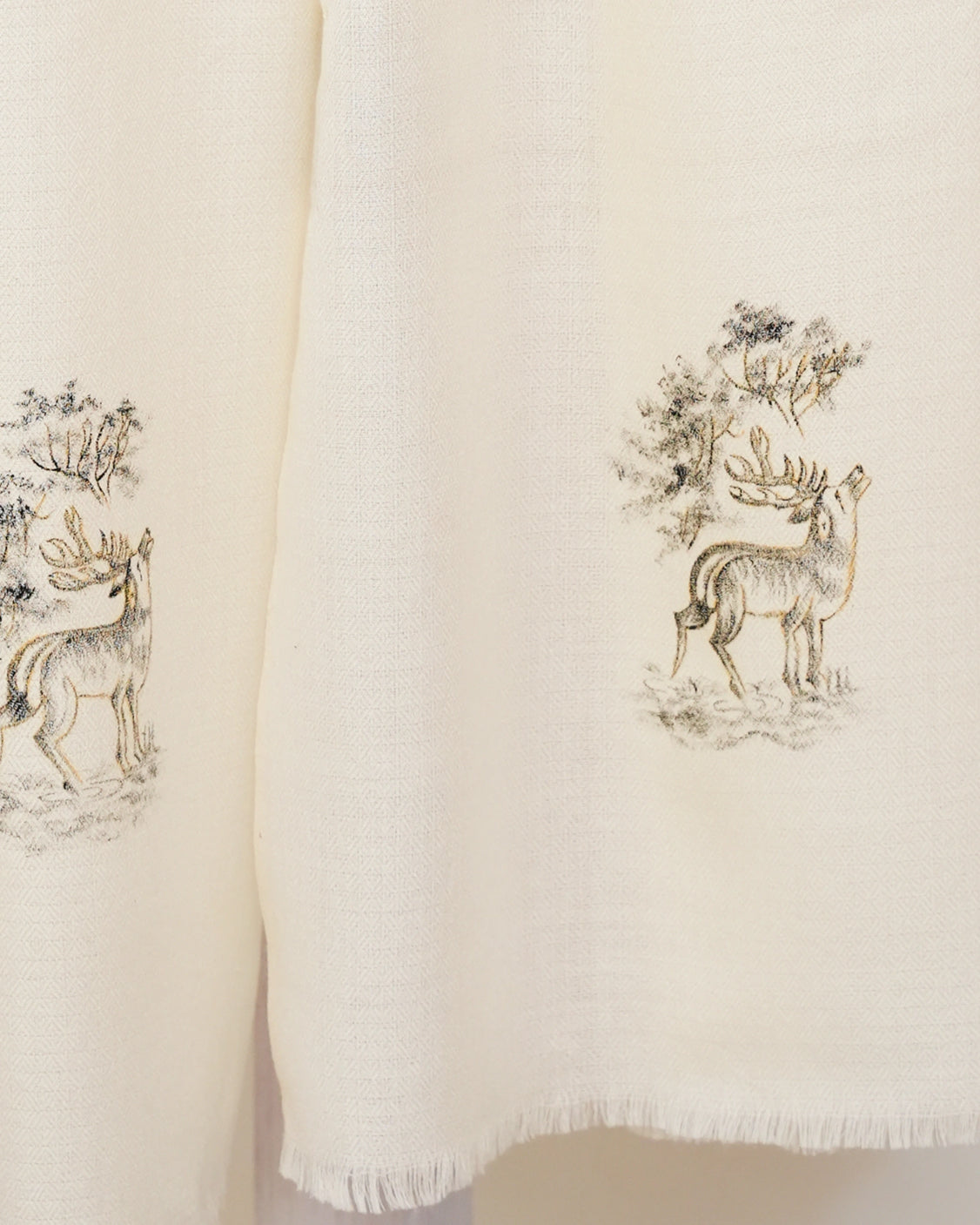 Off White Pure Pashmina Hand-Painted Scarf - Reining Rein Deer