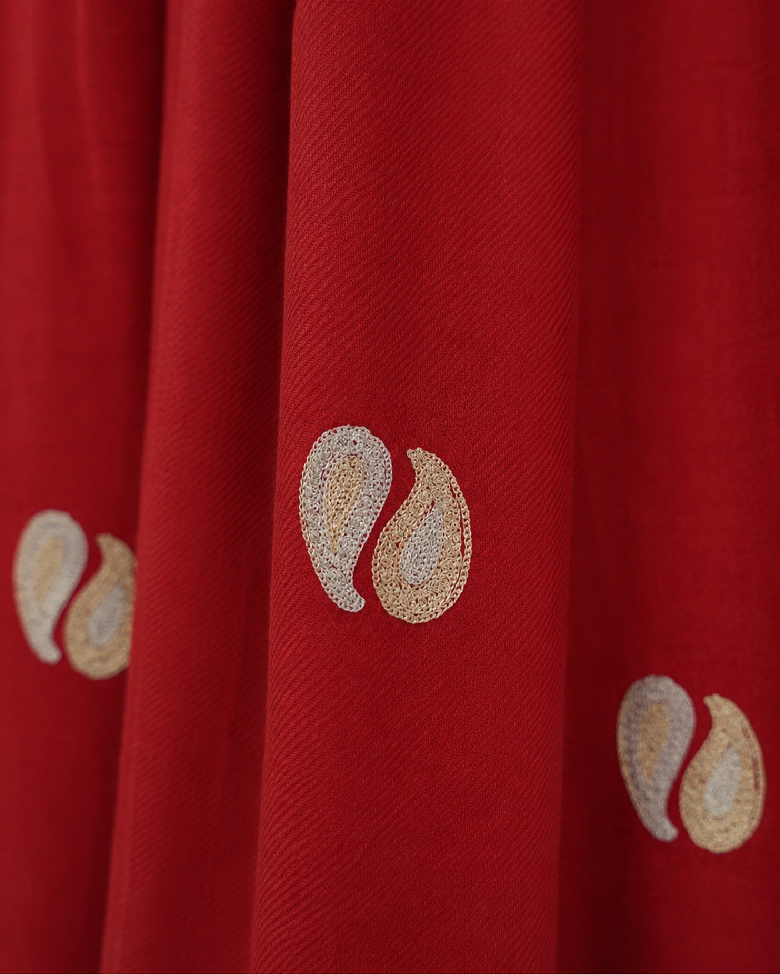 Ambi & Keari Red Fine Wool Scarf