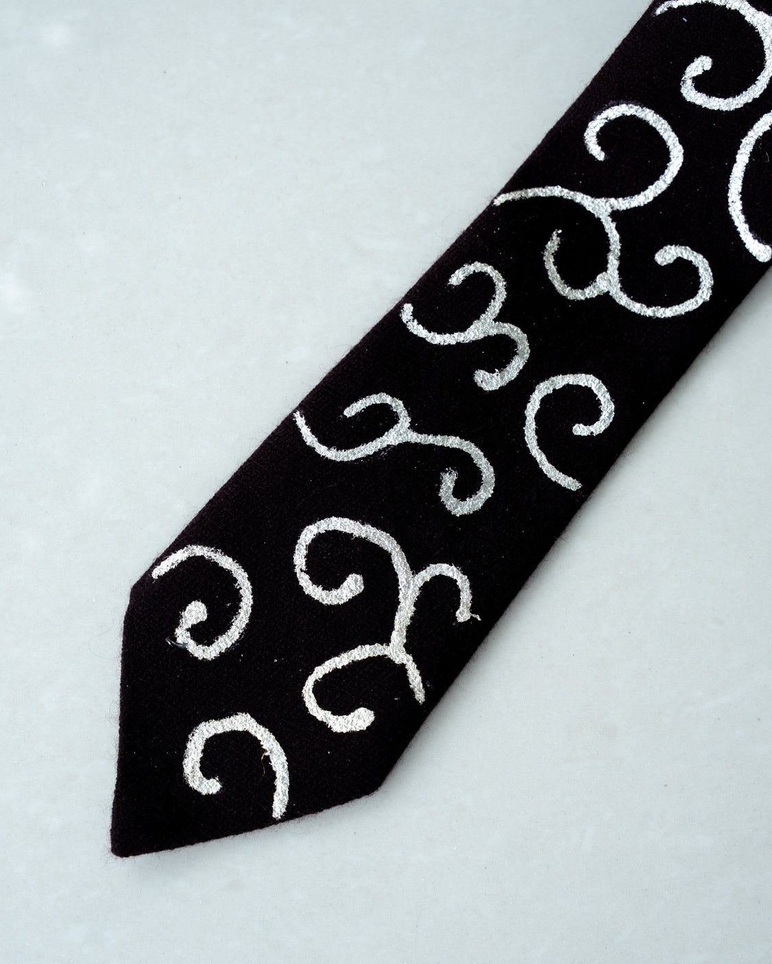 Brown Pure Pashmina Silver Printed Tie & Pocket Square Set