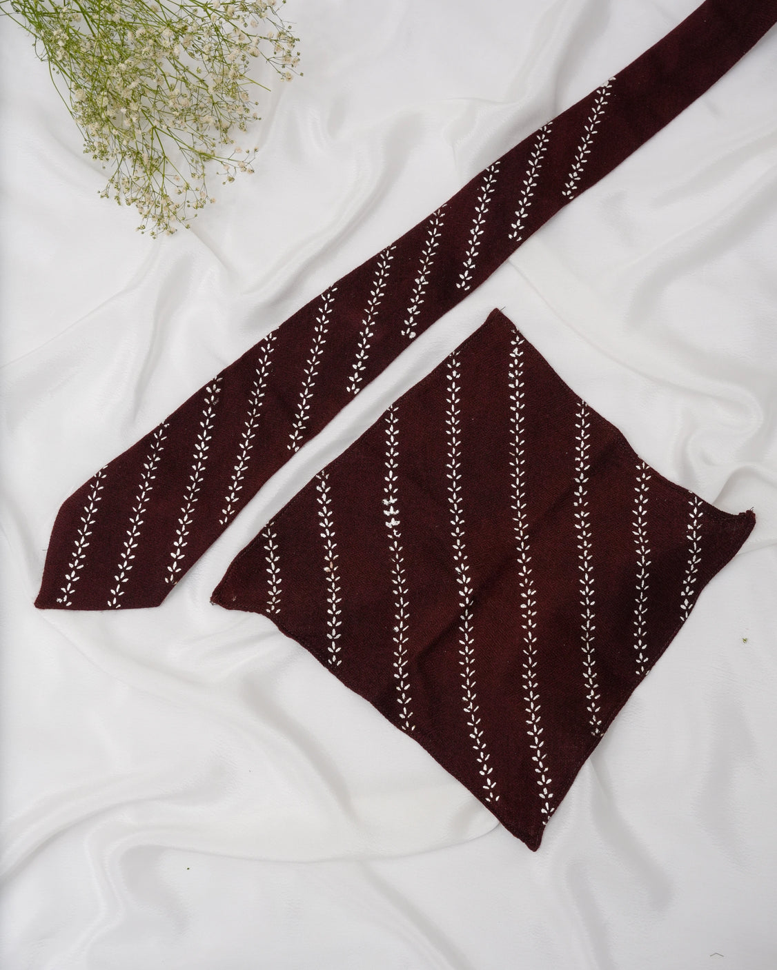 Pure Pashmina Brown Tie & Pocket Square Set