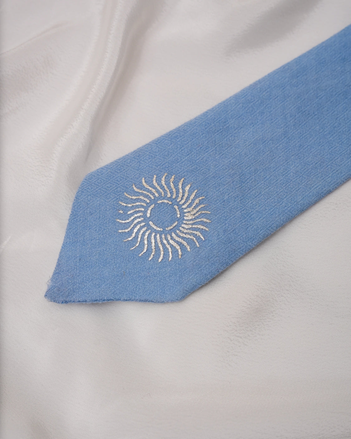 Pure Pashmina Sky Blue Tie & Pocket Square Set