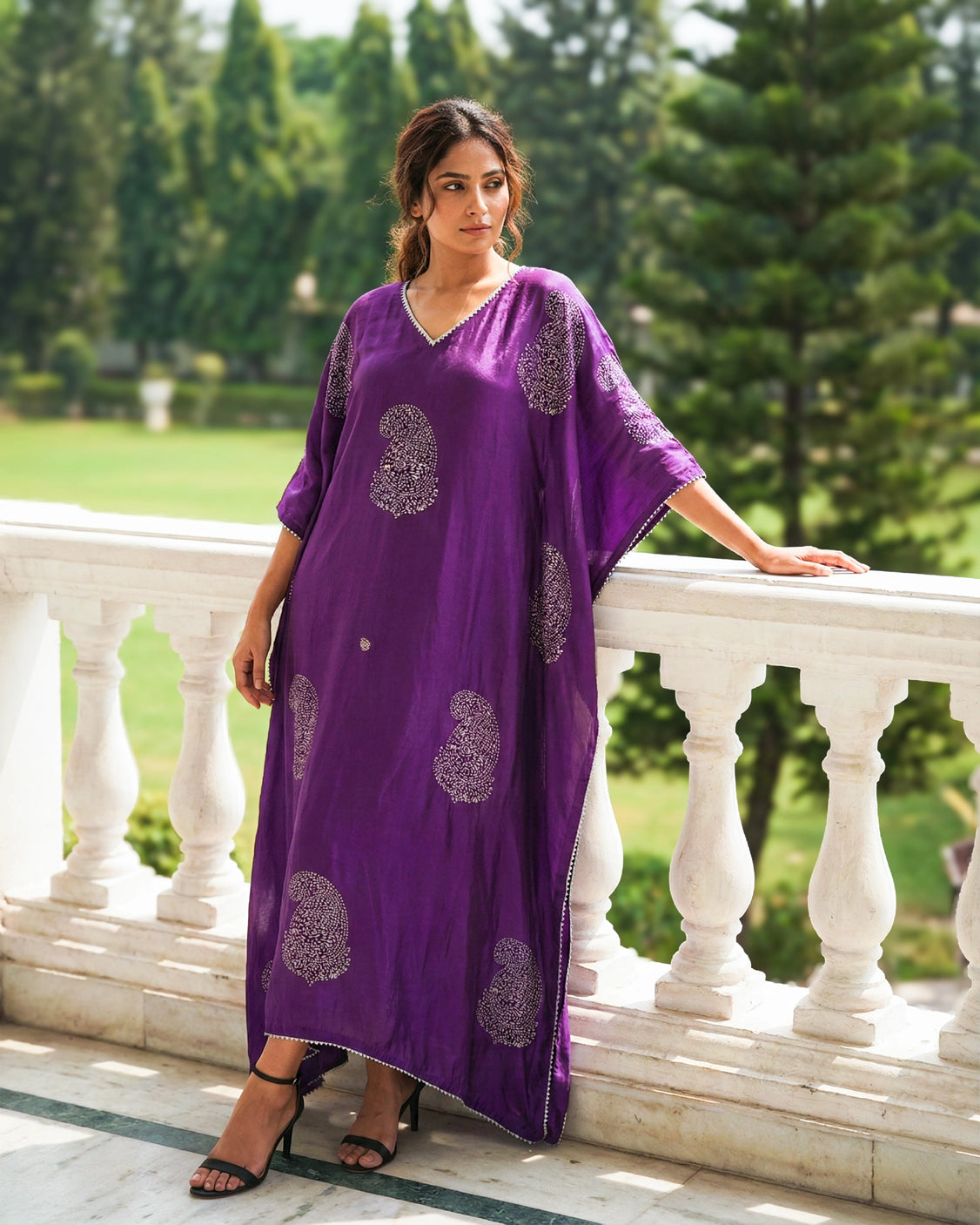 Grape Kiss Real Silver Silk Kaftan