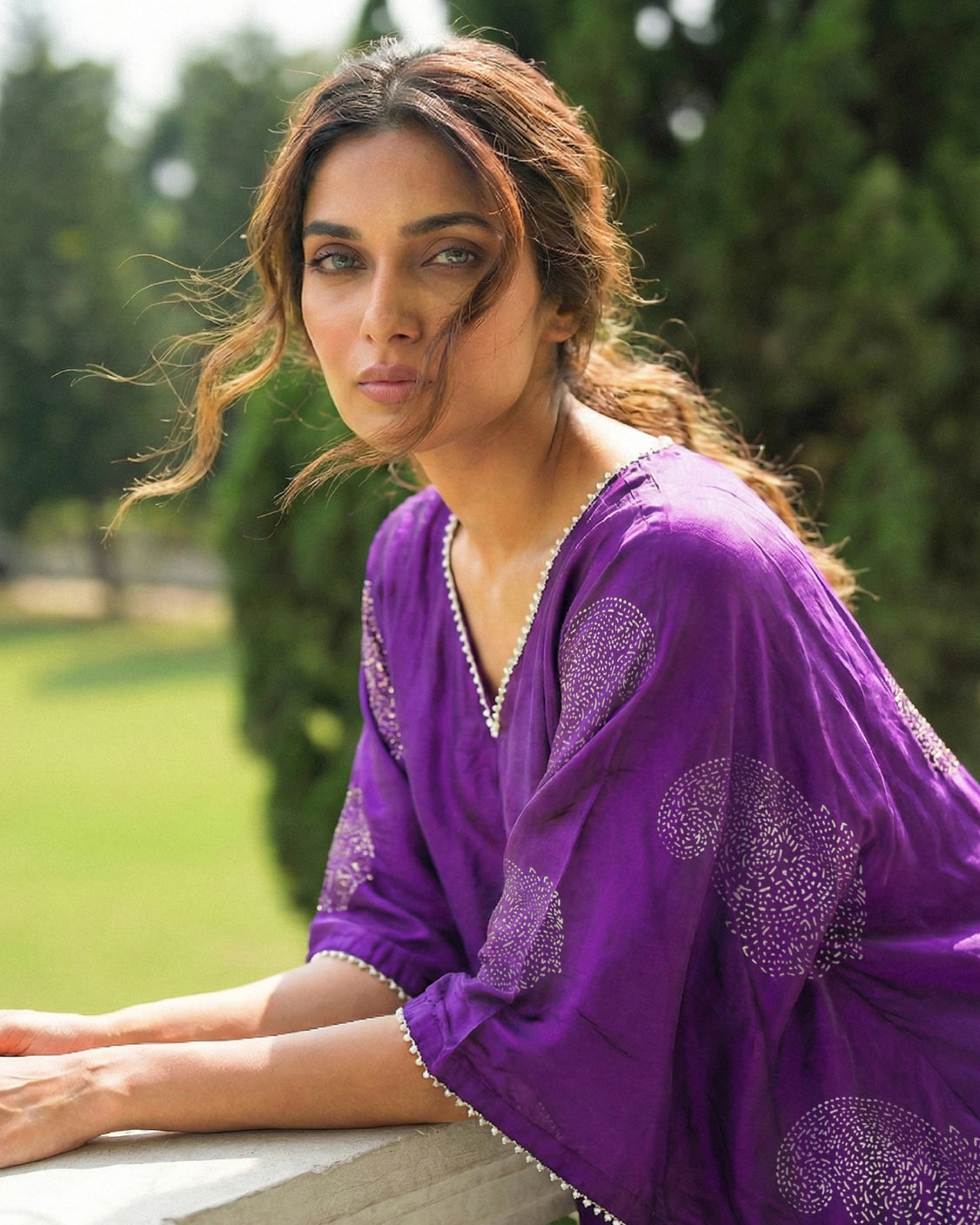 Grape Kiss Real Silver Silk Kaftan