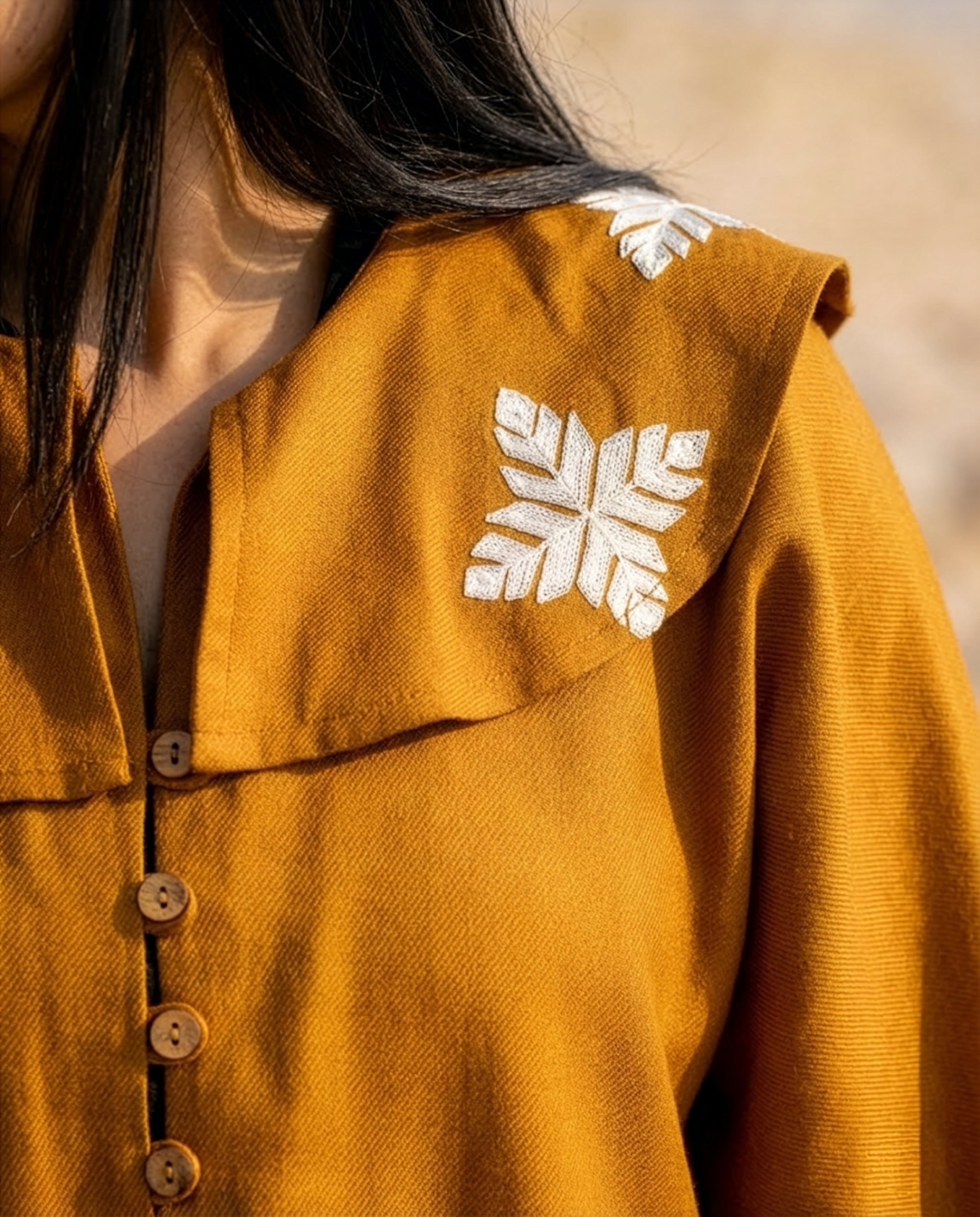 Spiced Snow Flake Embrodiery Collar Cape